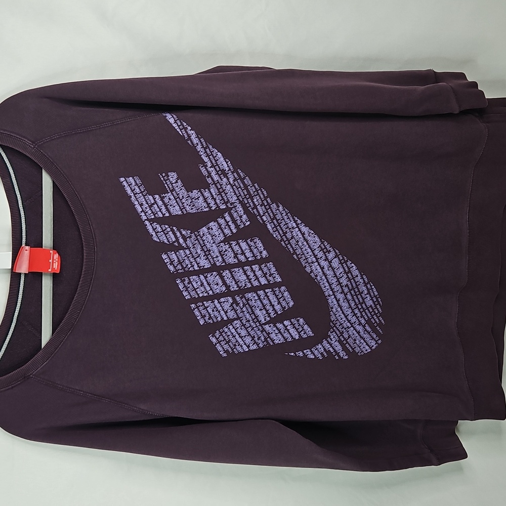 Nike Womens Athletic Pullover Purple Sweatshirt Size Medium - Picture 7 of 7